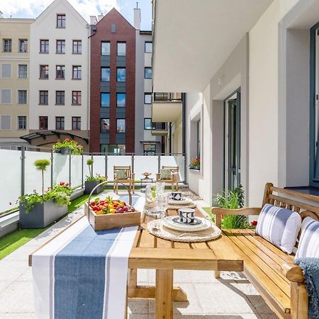 Bea Garden Home - Dwie Sypialnie I Taras Έλμπλαγκ Εξωτερικό φωτογραφία