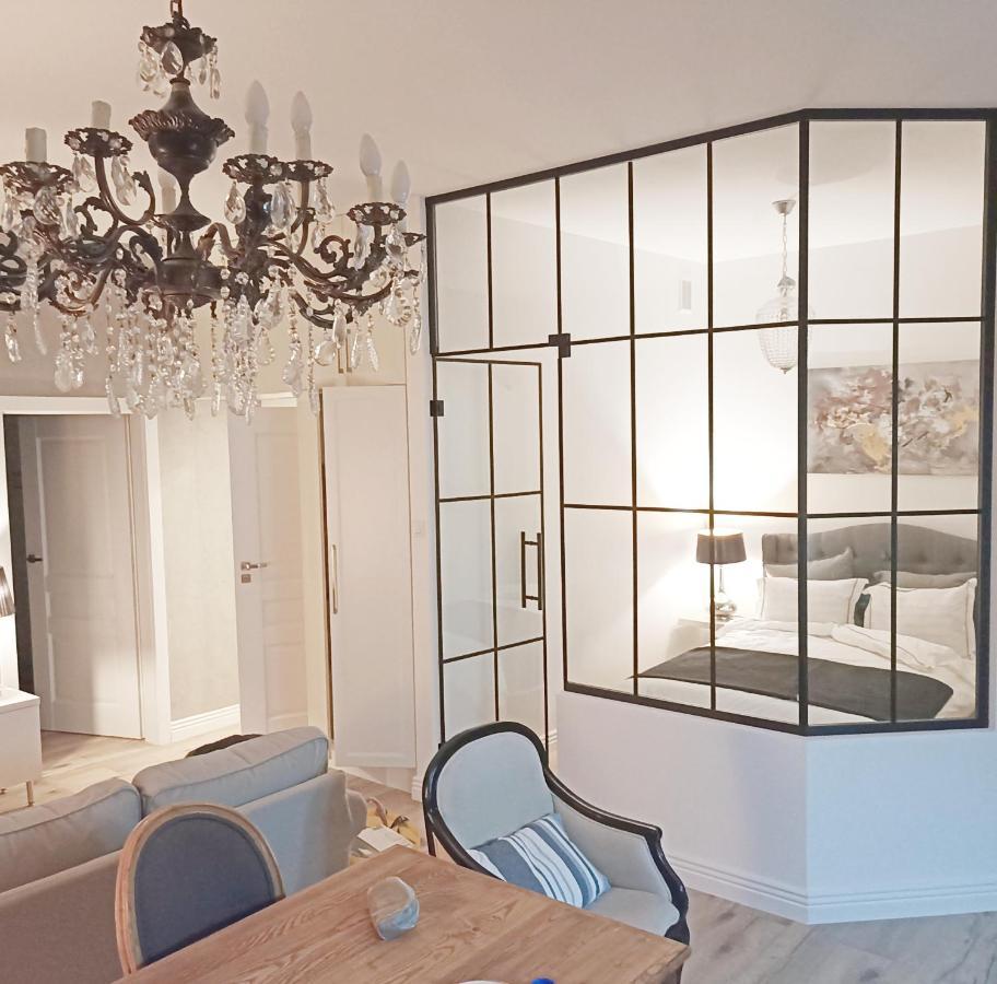 Bea Garden Home - Dwie Sypialnie I Taras Έλμπλαγκ Εξωτερικό φωτογραφία